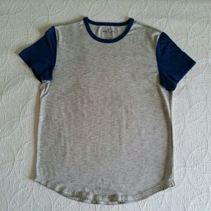 American Eagle Outfitters men's jersey t-shirt